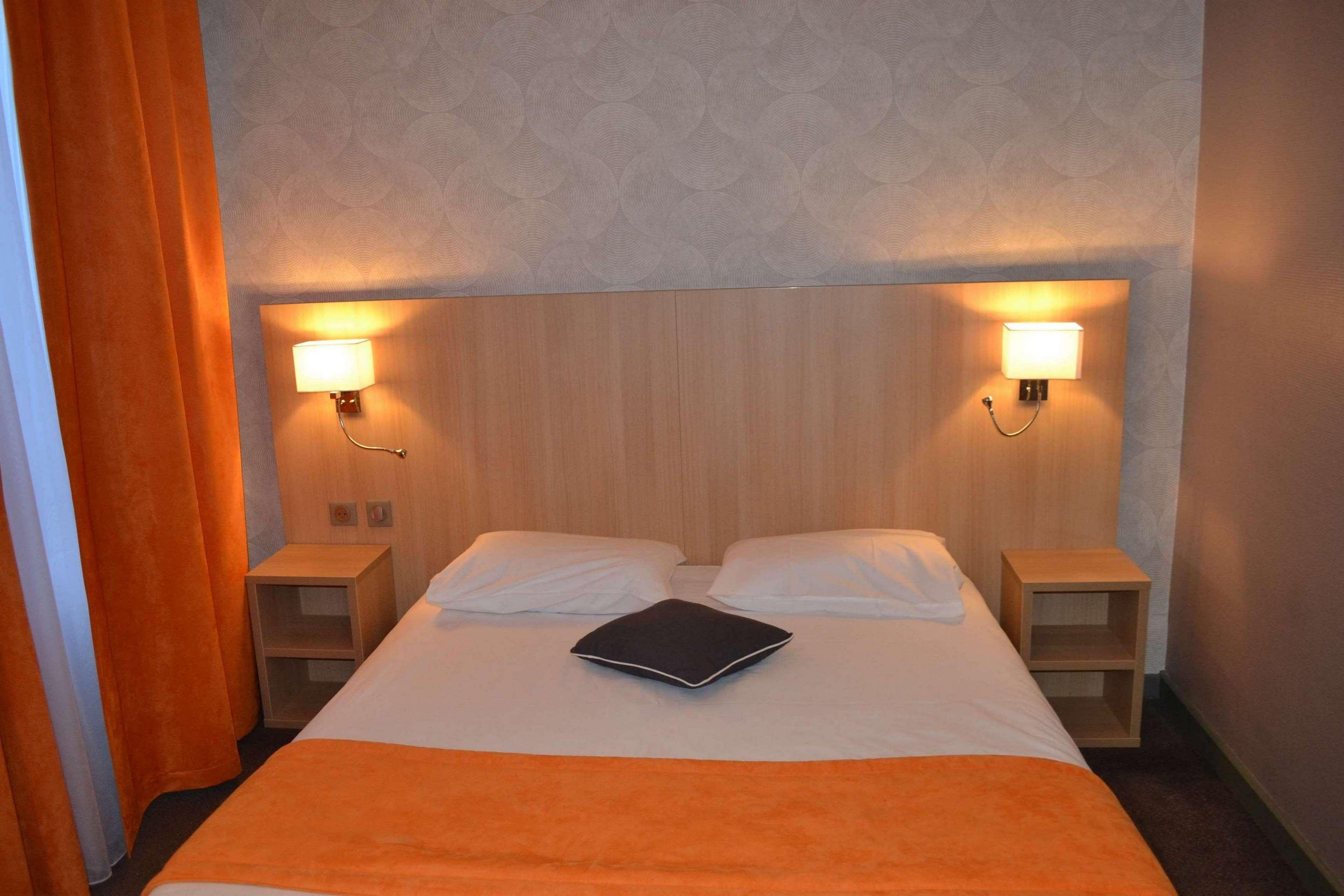 Hotel Europe And Spa Reims Exterior foto